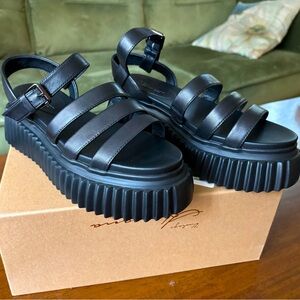 Vintage Havana Platform Kamila Sandal Size 8